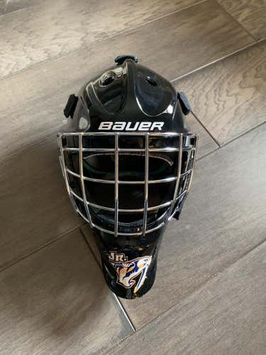 Used Junior Bauer NME 4 Goalie Mask