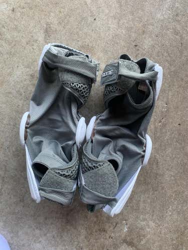 Used Medium/Large Maverik Arm Pads