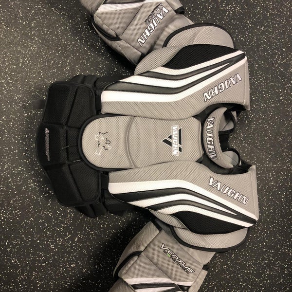 New Medium Vaughn Ventus SLR Pro Carbon Chest and Arm Protector Goalie Chest Protector