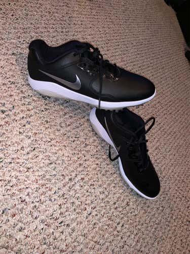 Black Men's Size 9.5 (Women's 10.5) Nike Golf Shoes