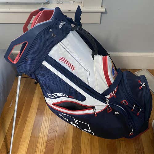 Blue Used Sun Mountain Bag