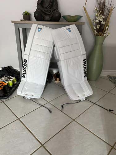 New (34" + 1) Vaughn Velocity VE8 Pro Carbon Goalie Pads
