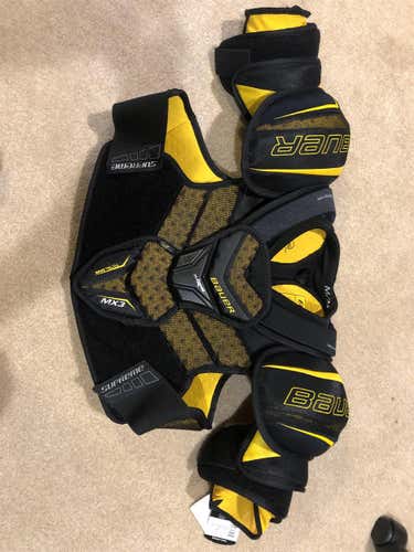 New Medium Bauer Supreme TotalOne MX3 Pro Stock Shoulder Pads