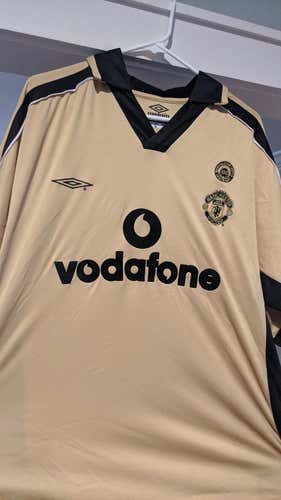 Manchester United circa 2002 Centenary (100th season) Umbro Jersey