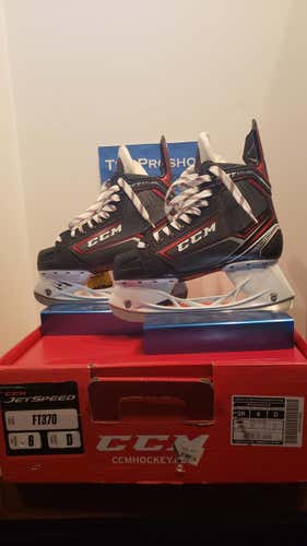 New Senior CCM JetSpeed FT370 Hockey Skates Size 6D (regular)