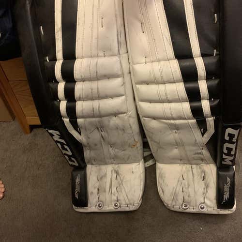 Black Used 30" CCM Extreme Flex 860 Goalie Leg Pads