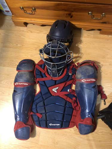 Used Easton M10 Series Catcher's Set