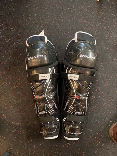 Bauer Vapor LTX Pro 15” Shin Pads