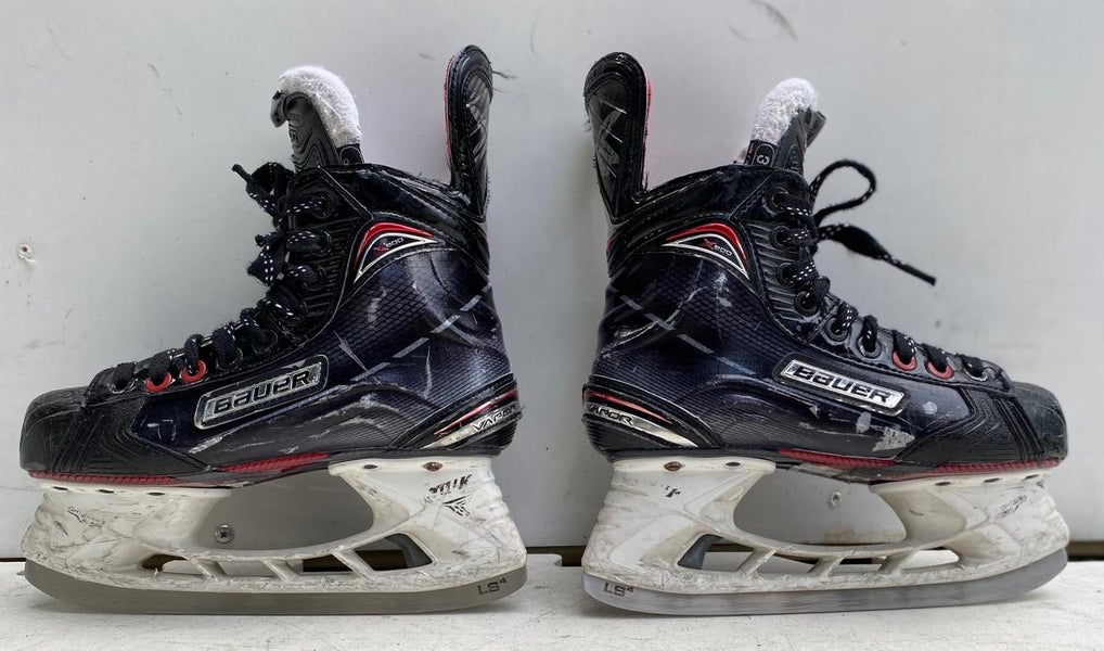 Junior Used Bauer Vapor X800 Hockey Skates Regular Width Size 3