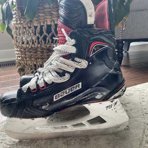 Used Bauer Vapor 1X 2.0 Regular Width  Size 7 Hockey Skates