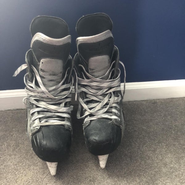 Used Bauer Vapor X7.0 Extra Wide Width Size 8.5 Hockey Skates