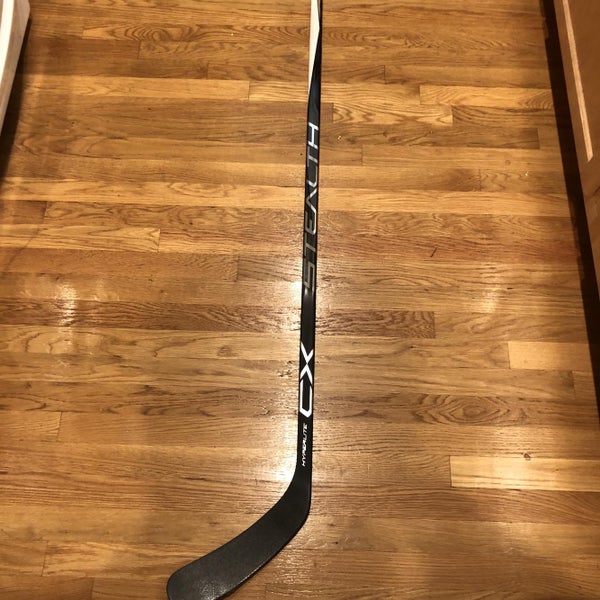 New RH Easton Synergy GX Grip Pro Stock Stick 2-Pack