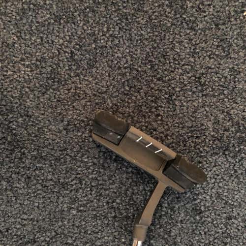 New Right Handed Putter