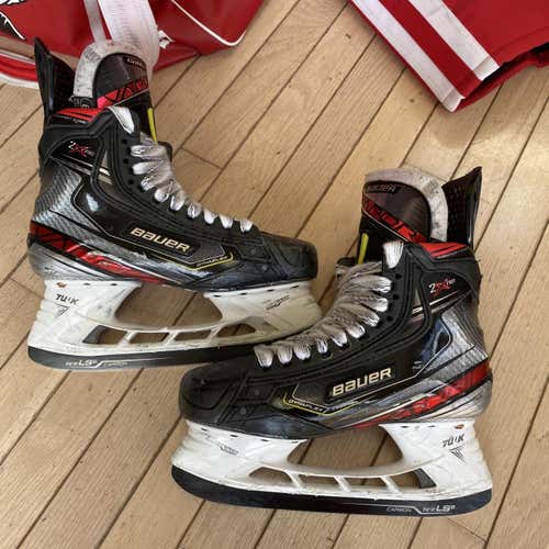 Used Bauer Vapor 2X Pro Regular Width Size 6 Hockey Skates