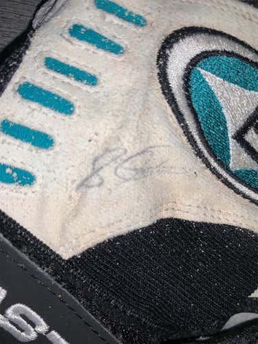 (Signature!)Manuel Castillo/ Marlins Florida / Champion Bat 2003 / Used Large Easton Batting Gloves