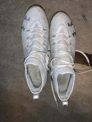 White Men's Size 10 (Women's 11) Under Armour