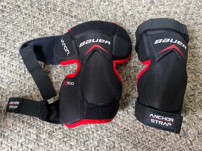 Used Bauer X900 Goalie Knee Pads