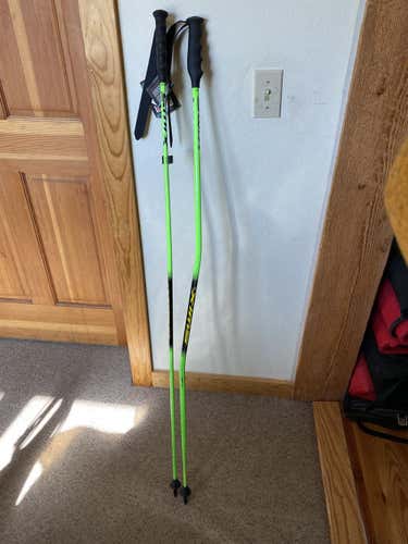 New 54in (135cm) Swix Racing Race Carbon GS Ski Poles