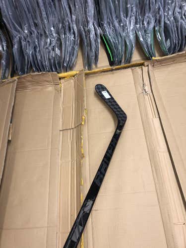 Bauer Vapor FlyLite shadow series p92 77 flex Hockey Stick
