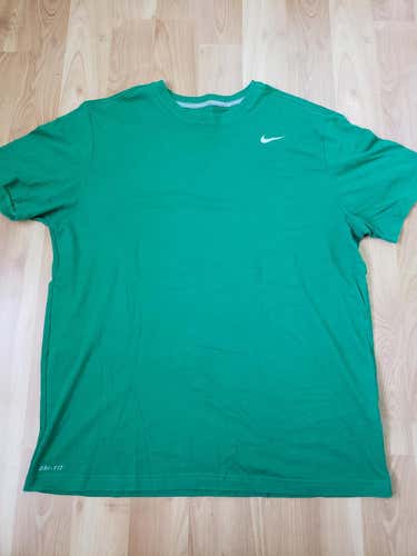 Green Used Men's XXL Nike Dri-Fit Shirt