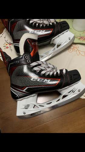 Brand New CCM JetSpeed FT1 8EE Hockey Skates