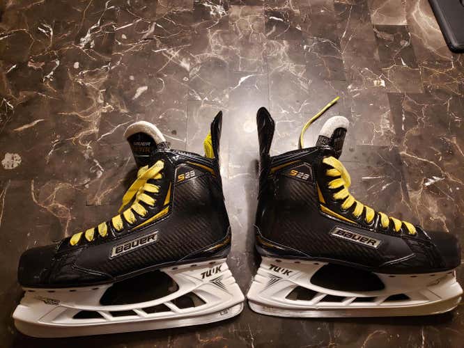 Bauer Supreme S29 Hockey Skates Extra Wide Width Size 8.5, very Nice
