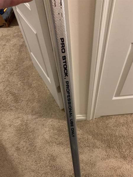 Ultra Rare Easton Synergy “Syn Bomb”New Pro Stock Hockey Stick |  SidelineSwap