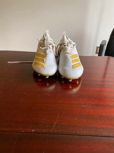 Adult Size 11 (Women's 12) Adidas