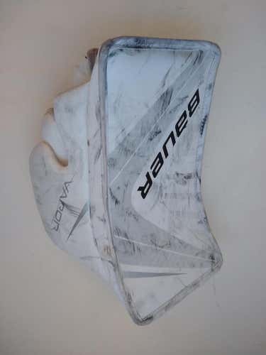 Used Bauer X700 Regular Ice Hockey Goalie Blockers
