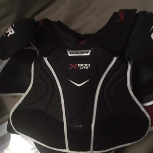 Used Large Bauer Vapor X800 Shoulder Pads