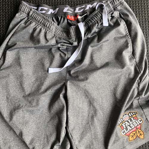 CCM USHL Gray Men's Large Workout Gym Shorts