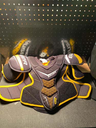 New Large Bauer Supreme S170  Shoulder Pads