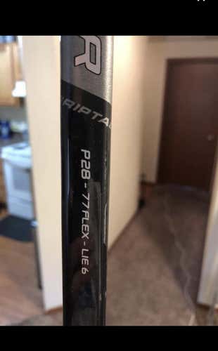 New Right Handed Supreme 2S Pro  Hockey Stick