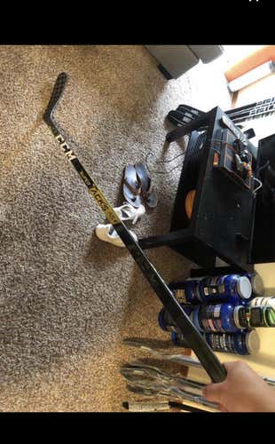 New Right Handed Super Tacks AS2 Pro  Hockey Stick