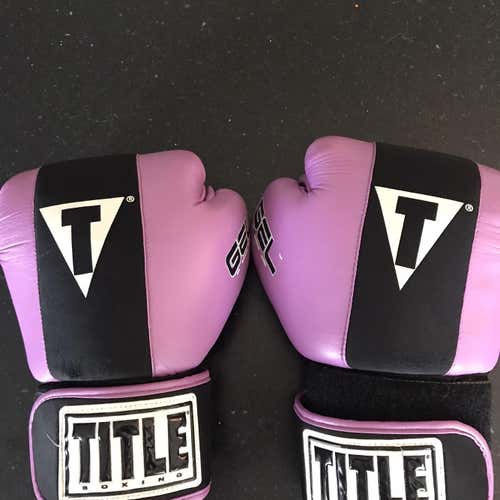 Title Boxing Gloves Small