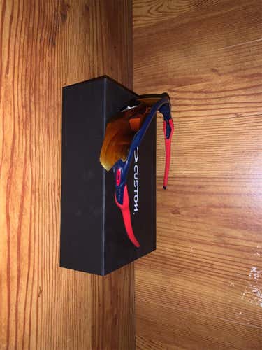 Red Unisex One Size Fits All Oakley Sunglasses