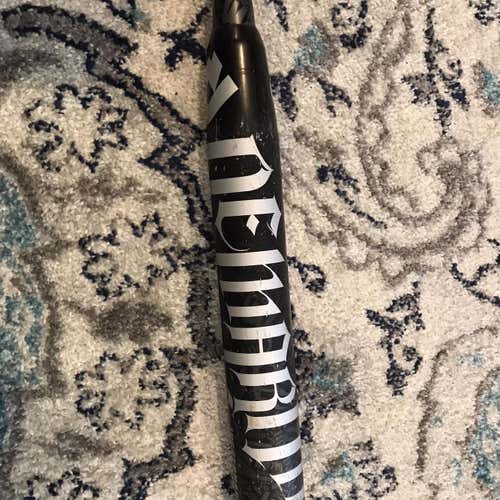 Used Composite Juggernaut 26 oz 34" Bat