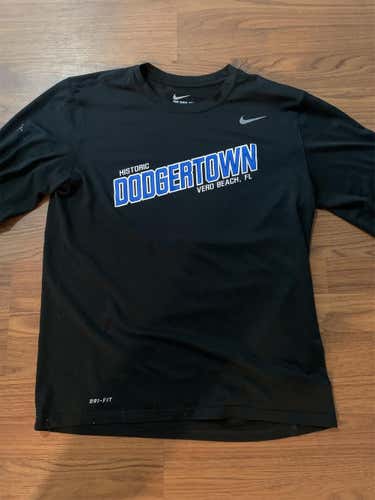 Black Men's Medium Nike Shirt