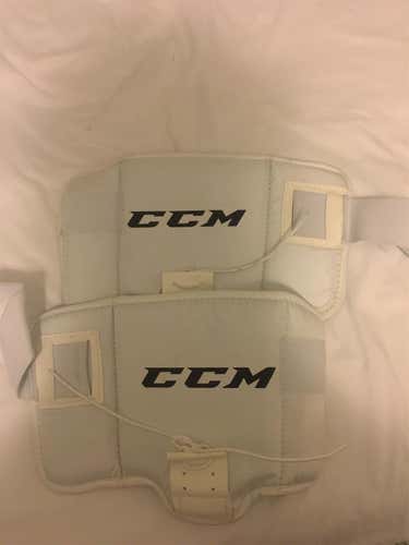 CCM Goalie Thigh pads White