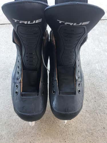 Used True Pro Custom Regular Width Pro Stock Size 9 Hockey Skates Colorado Avalanche Calvert 4