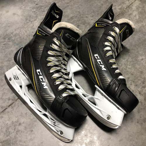Used CCM Tacks vector Regular Width  Size 9 Hockey Skates