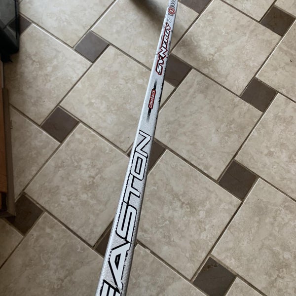 Used Right Handed Synergy ST Toe Pattern Pro Stock Hockey Stick