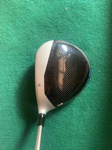 *MINT CONDITION* Men's TaylorMade Right Handed M3 Driver Regular Flex 9.5 Loft
