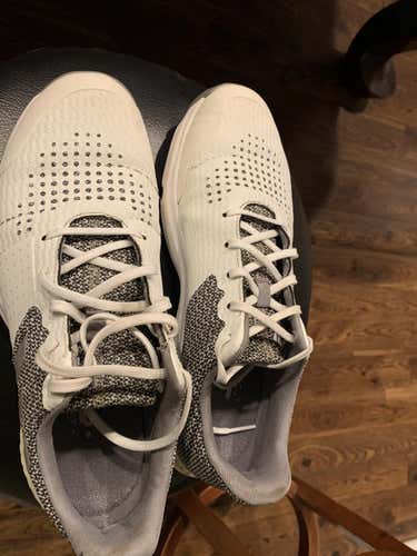 White Used Adult Men's Size 9.5 (Women's 10.5) Adidas Golf Shoes