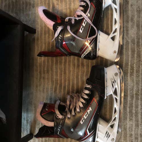 Used CCM JetSpeed FT1 Regular Width Size 7.5 Hockey Skates