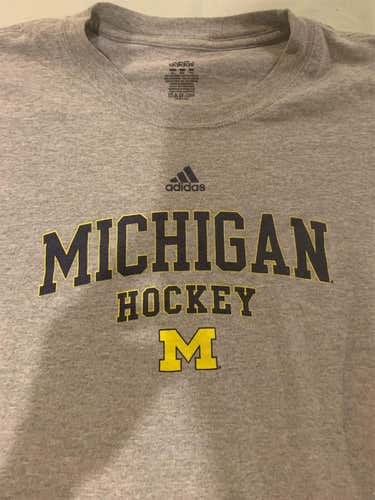 Gray Men's XXL Michigan Hockey Adidas Shirts