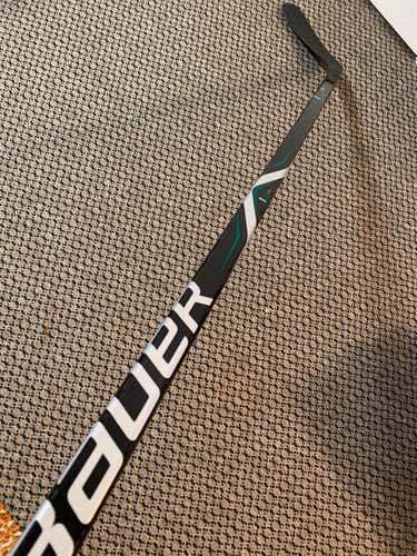 New Left Hand Vapor 1X Lite Mid Pattern Pro Stock Hockey Stick