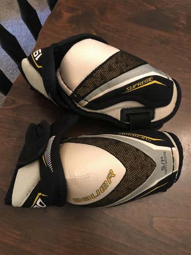 Used Small Bauer Supreme 190 Pro Stock Elbow Pads