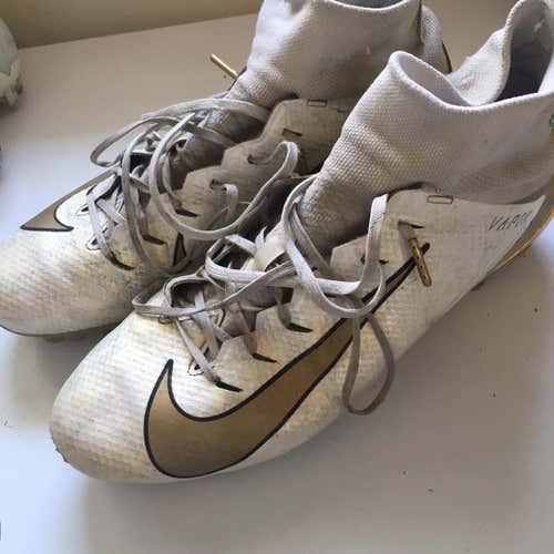 White Men's Size Men's 10.5 (W 11.5) Low Cut