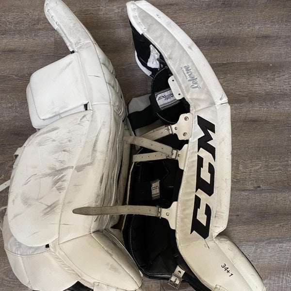 White Used 34" CCM Eflex 2 860 Goalie Leg Pads